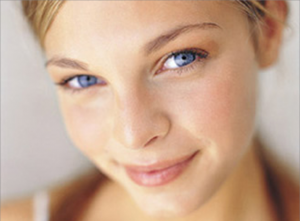 Light-Makeup