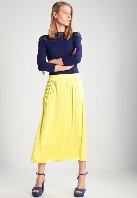  spodnie BARDOT fot.&nbsp;Zalando