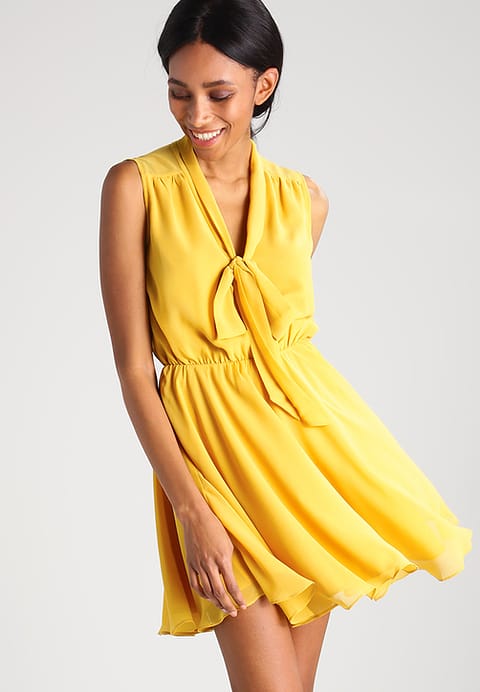 sukienka MOLLY BRACKEN fot.&nbsp;Zalando