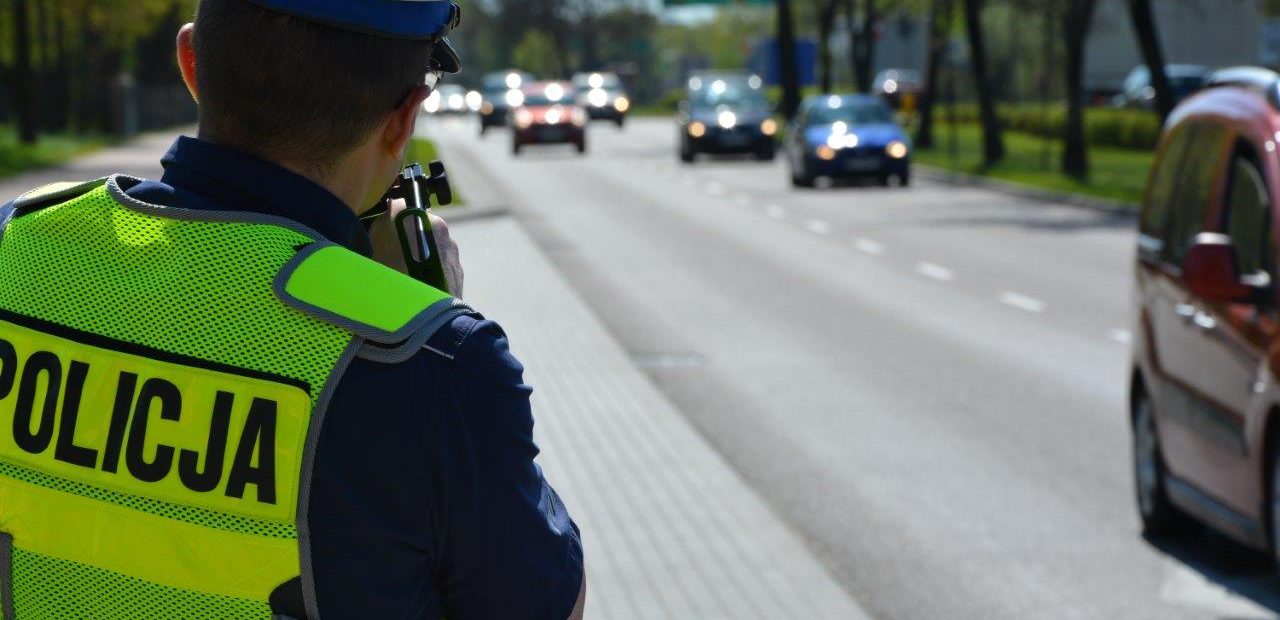 Pomiar_prędkosci_policja_-1280x620