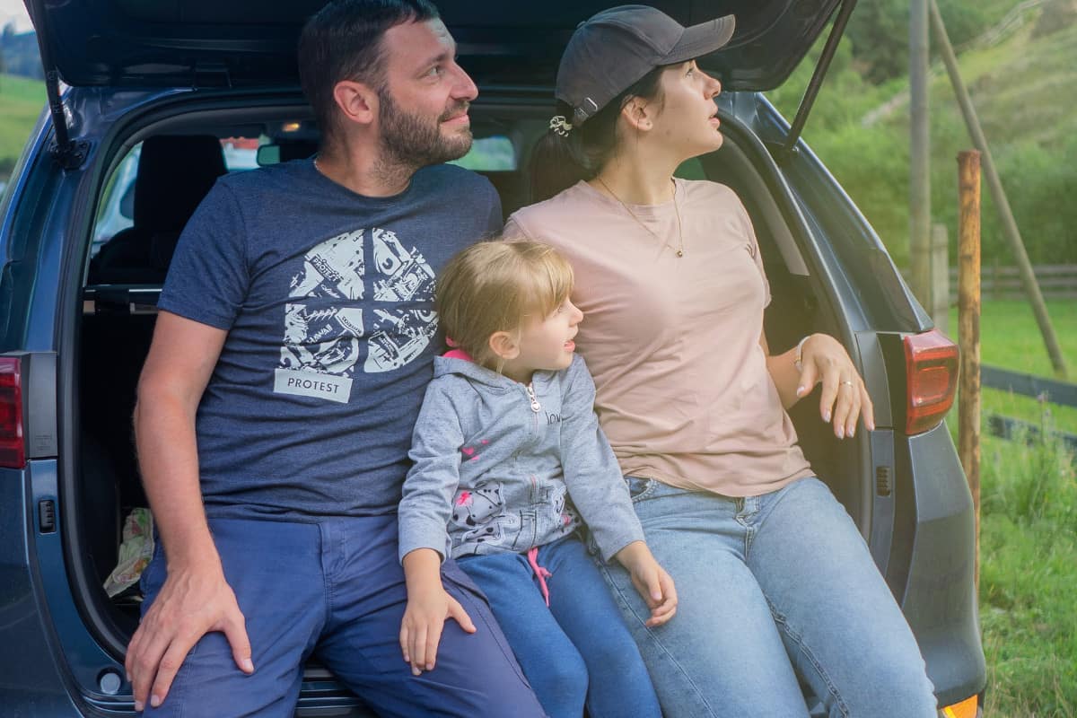 Wakacje z&nbsp;dziećmi, jak je przygotować do&nbsp;długiej podróży?