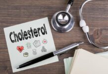 Wysoki cholesterol: jak rozpoznać pierwsze objawy?