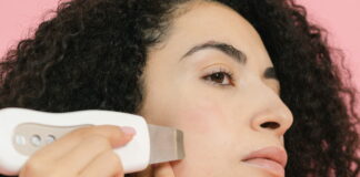 W czym pomoże domowy peeling kawitacyjny