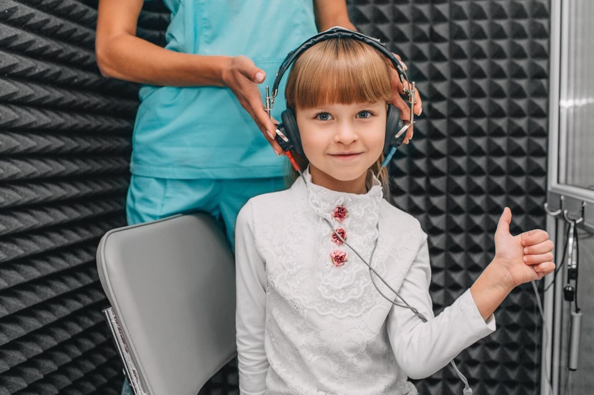 Jak wygląda badanie słuchu u dzieci
